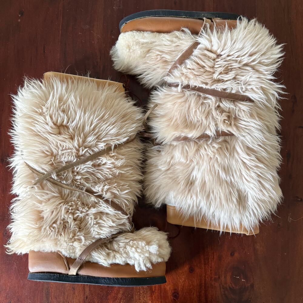 Vintage shearling fur leather winter boots snow boots size 10 ?